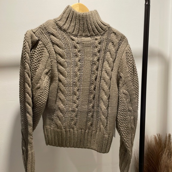 ASTR the LABEL Haisley Sweater - Picture 4 of 8